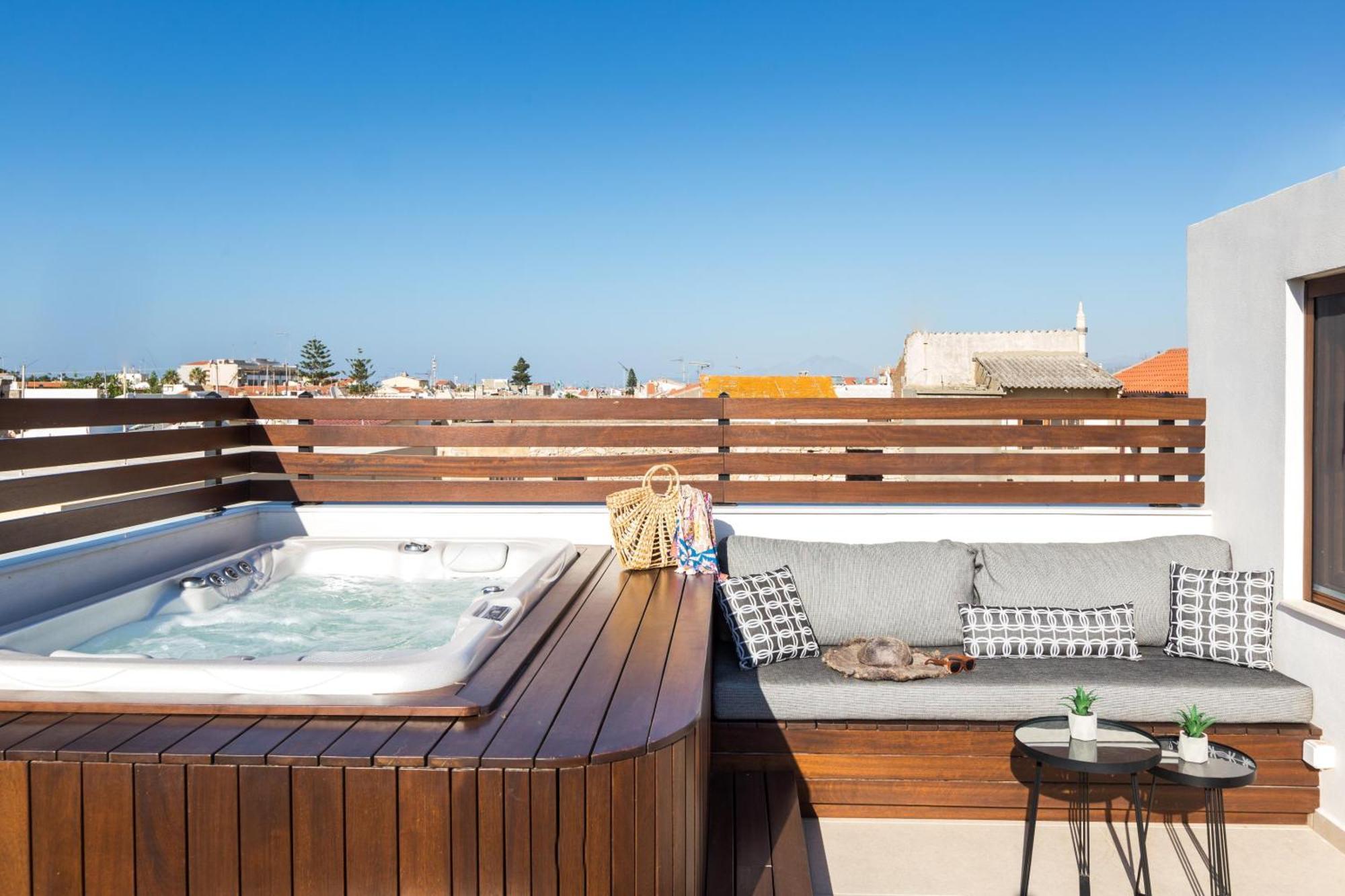 Le Bijou Luxury Suites Rethymno エクステリア 写真